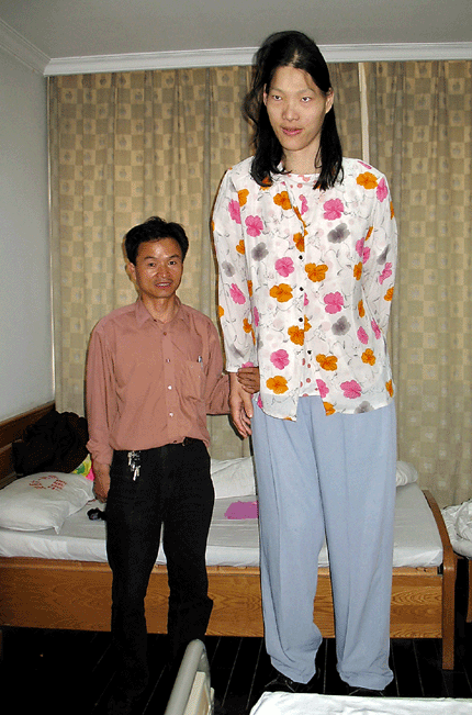 Mujeres muy altas y gigantas 001ec949faf1122a7df522