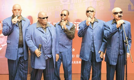 The Blind Boys of Alabama perform for the students from the Shanghai School for the Blind on the New Year's Eve.