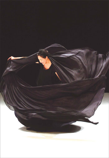 Transsexual dancer and choreographer Jin Xing in a performance. 