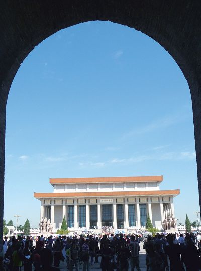 Mausoleum in Tiananmen Square. 