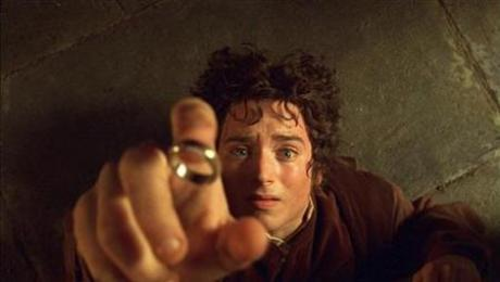 Warner Bros may take 'Hobbit' from New Zealand