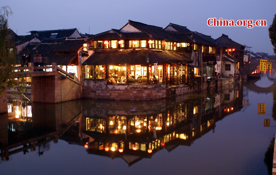 Hongcun Village is located in Yixian County at the foot of the southwestern slope of Huangshan Mountain, Anhui Province. With morning mist, stone bridges, white walls, water lily ponds and hills, it has been described as a village out of a traditional Chinese ink painting.