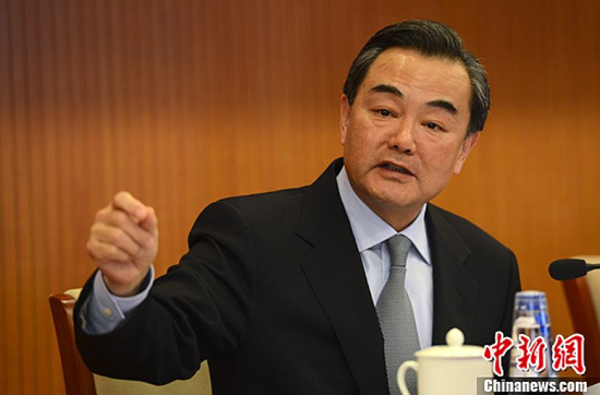 Chinese Foreign Minister Wang Yi noted in late October that work on finding a political solution to the Syrian crisis and destroying the chemical weapons in the country should be carried out in parallel. [Photo: Chinanews.com]
