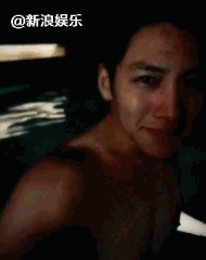 池昌旭游泳晒半裸照露两点 小鲜肉秀胸肌引喷血