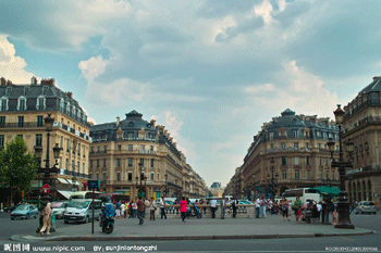 Париж остается самым популярным туристическим городом мира у туристов