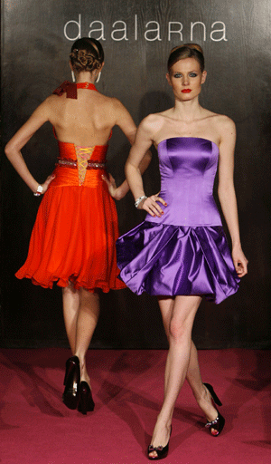 Models present a creation Daalarna by Hungarian designer Anita Benes during a fashion show in Budapest January 14, 2009.