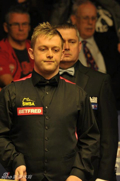  Mark Allen accused his first round opponent of cheating.