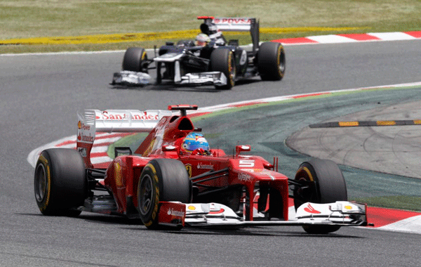 Maldonado closes in on Alonso as the Spanish Grand Prix takes a twist.