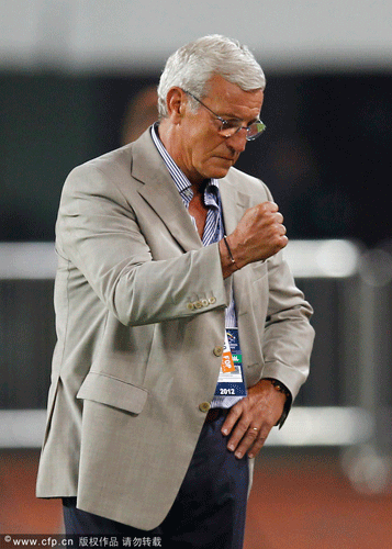  Marcello Lippi celebrates Evergrande's victory.