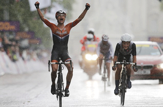Lizzie Armitstead won Team GB's first medal of the 2012 Olympic Games in the women's road race, behind Marianne Vos.