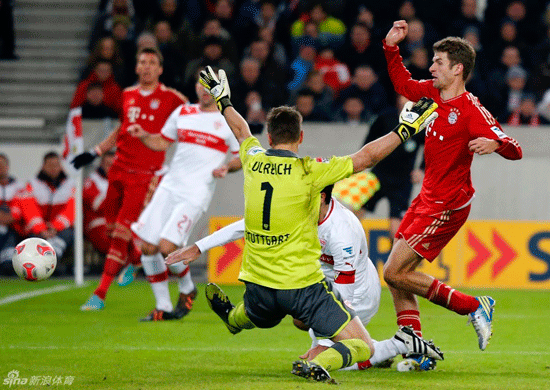 Thomas Muller scored the second goal for Bayern Munich in their 2-0 win over Stuggart on Jan.27, 2013. 