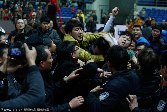Fans attacked referees after Game 1 of the WCBA Finals between Zhejiang and Shanxi on Jan.29, 2013.