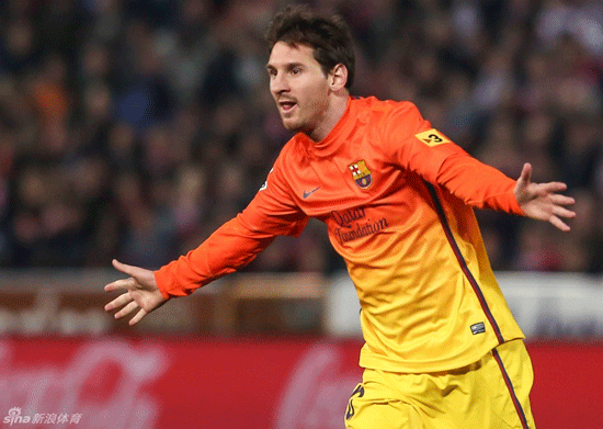 Leo Messi celebrates after scoring the second goal for Barcelona in a La liga match between Barcelona and Granada on Feb.16, 2013.
