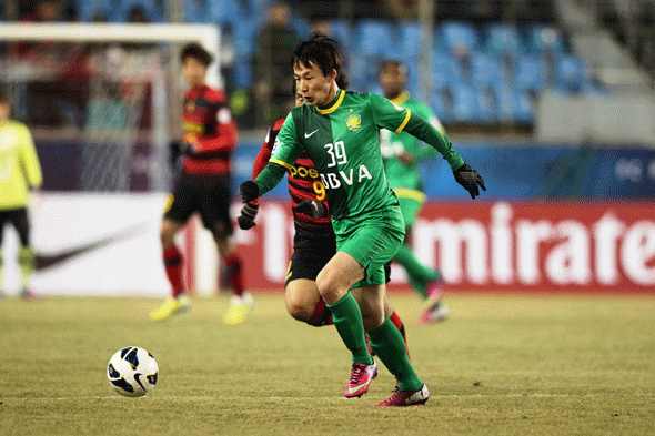 Piao Cheng scored with 11 minutes remaining as Beijing Guoan maintained their unbeaten record in the AFC Champions League with a 2-1 win over J.League champions Sanfrecce Hiroshima earlier this month.  