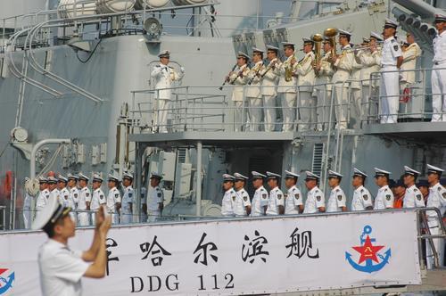 中国海军舰艇编队起航访问澳大利亚新西兰[组图]