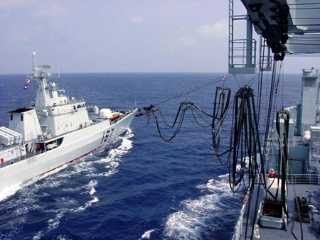 中国北海舰队国际海域演练 多国舰机跟踪(组图)