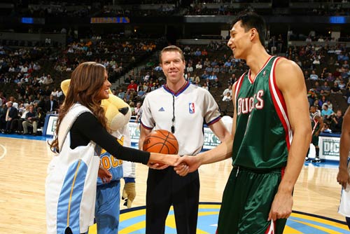 图说易建联征战NBA之路 号码三变 扬威密城