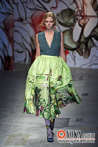 Prada08街头涂鸦装组图