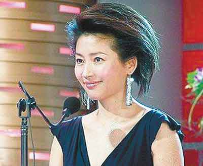 王小丫首爆情感挫折故事 靠自恋提升自信心