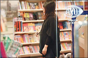 伏明霞三度怀孕 梁锦松送过亿豪宅谢爱妻(图)