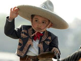 墨西哥城举行一年一度的骑士节