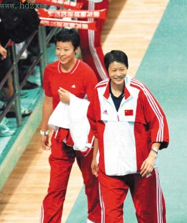 <em>中古女排</em>周日约战 冯坤赵蕊蕊将同时登场亮相