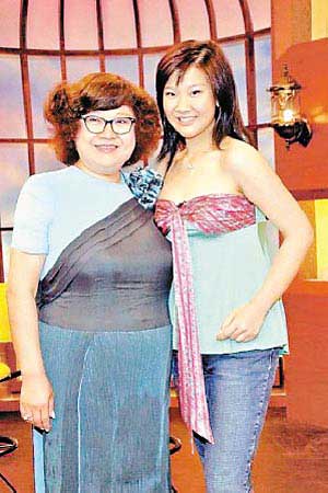 沈殿霞与女儿欣宜