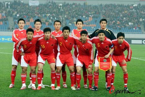 中国男足0-1日本