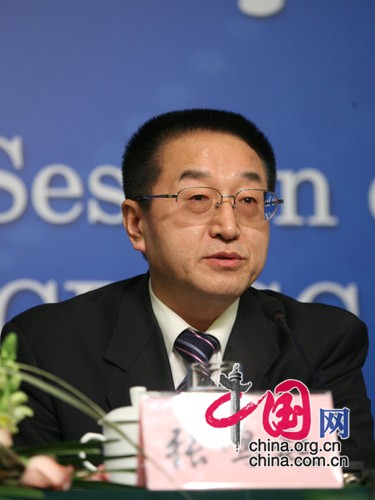 全国政协委员、全国总工会副主席张鸣起 中国网 赵娜