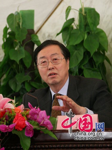 周小川回答记者提问 中国网 赵娜