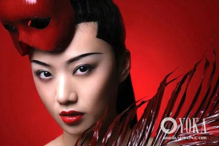 不同肤色如何画时尚唇妆
