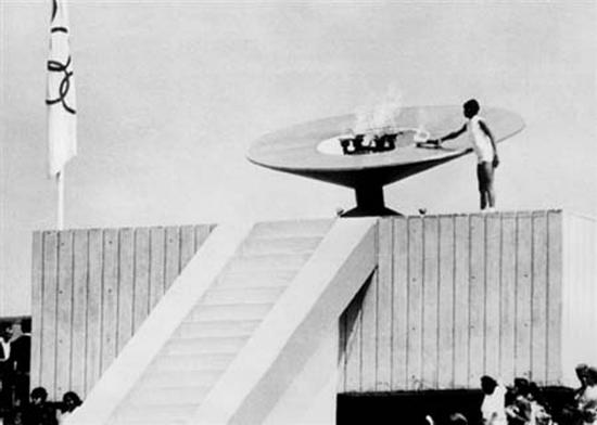 1968年女性首次点燃