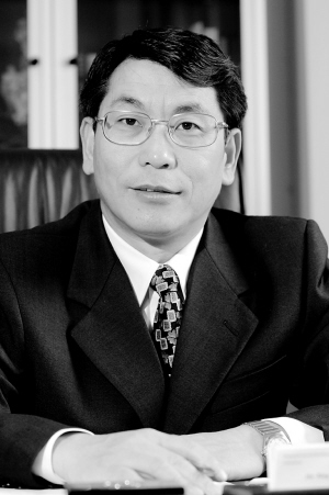 浙江大学医学院附属邵逸夫医院院长何超