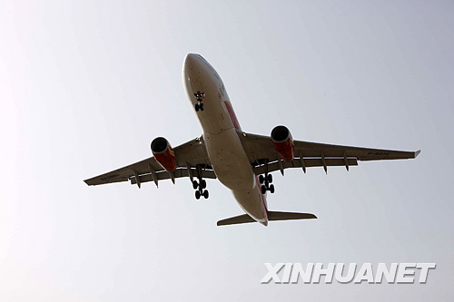 3月31日，运载着奥运会圣火火种的国航“奥运圣火号”抵达北京首都国际机场