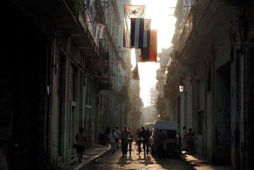 劳尔-卡斯特罗推动古巴改革之风悄然涌动[组图]