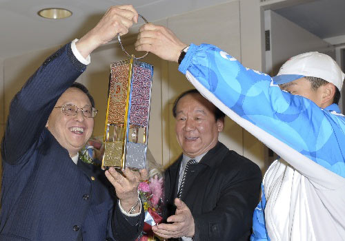 �й�פ������ʹ�����أ��󣩽ӹ����ֵơ�