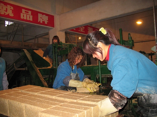 美酒佳酿如何“炼成” 走进宝鸡西凤酒厂