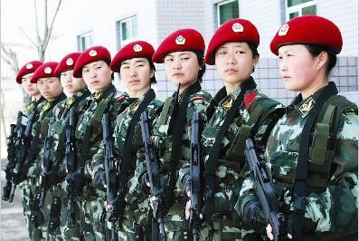 3月31日，駐疆武警總隊成立女子特戰隊，執行反恐反分裂任務。