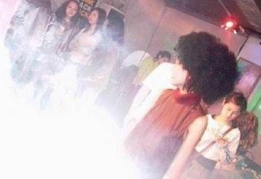 女白领们的疯狂夜生活 女白领们的疯狂夜生活