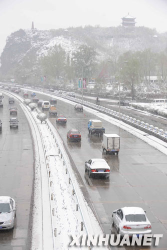 遭遇強冷空氣襲擊 中國多地谷雨季節(jié)迎降雪[組圖]