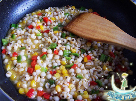 養顏又減肥：素炒薏仁