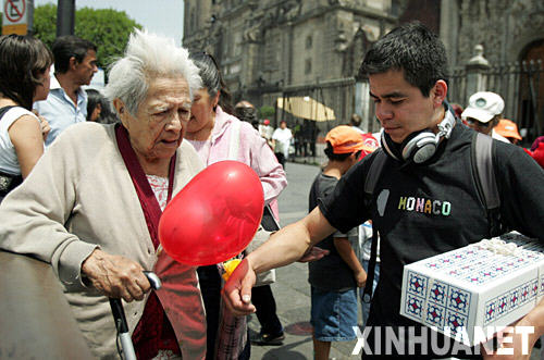 世界各地舉辦各種活動慶祝母親節[組圖]