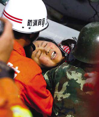 女生被埋两天获救 称时刻想念父母自己不能死 女生被埋两天获救 称时刻想念父母自己不能死