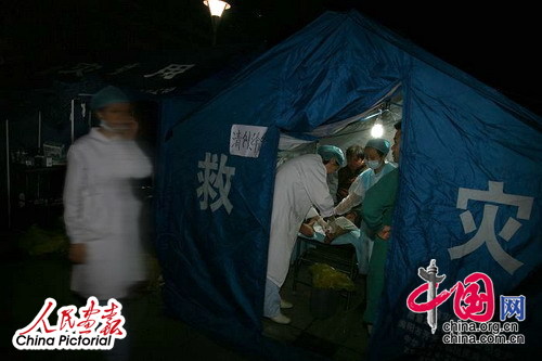 绵阳市中心医院截止到5月14日23点一天共接收伤员1385人。