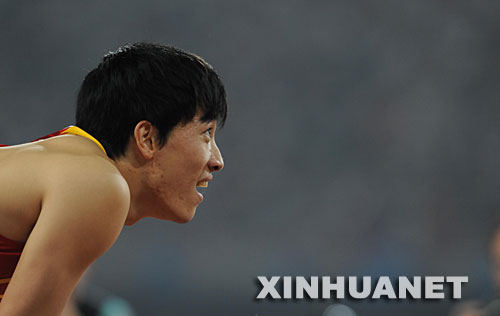 5月24日，上海选手刘翔在男子110米栏决赛中以13秒18的成绩获得金牌。当日，“好运北京”2008中国田径公开赛在国家体育场继续进行。 新华社记者郭大岳摄 