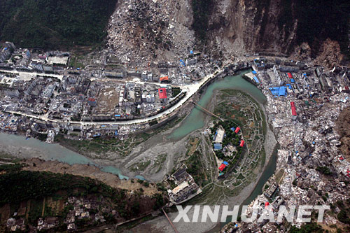 唐家山,堰塞湖,陸航團,濟南軍區(qū),搶險,官兵,直升機,大壩,武警水電部隊,空運