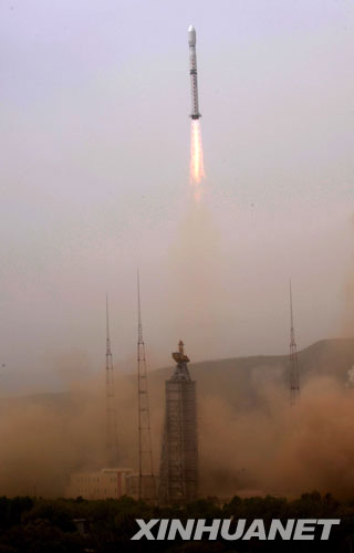 中国新一代极轨气象卫星风云三号发射成功[组图]