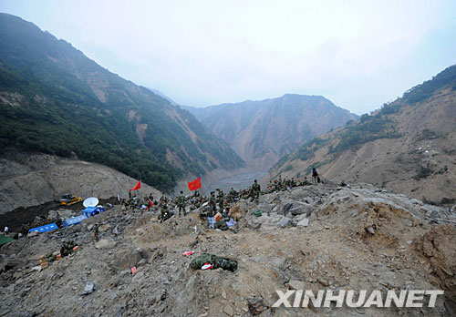 唐家山,堰塞湖,武警水電部隊(duì),官兵,工程,直升機(jī),陸航團(tuán),濟(jì)南軍區(qū),大型機(jī)械,搶險(xiǎn)