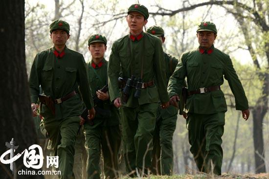 《我是太阳》收视夺冠 刘佩琦张晓潇再续父子情 《我是太阳》收视夺冠 刘佩琦张晓潇再续父子情