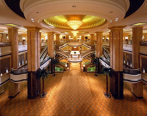 世界唯一的八星級酒店——伯瓷酒店[